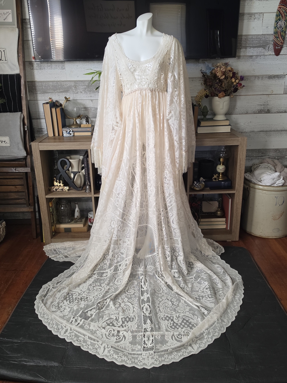 Don & Judy Ivory Lace Maxi Dress Gown